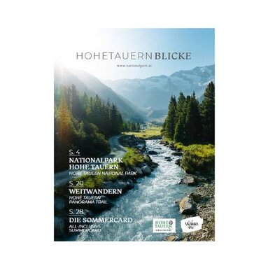 Cover von "Hohe Tauern Blicke" mit Alpenlandschaft, Blumenwiese und Infos zum Nationalpark. | © Ferienregion Nationalpark Hohe Tauern